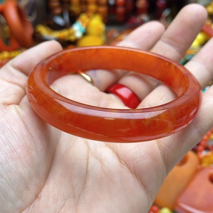 树脂制品50号红色手镯58圈口