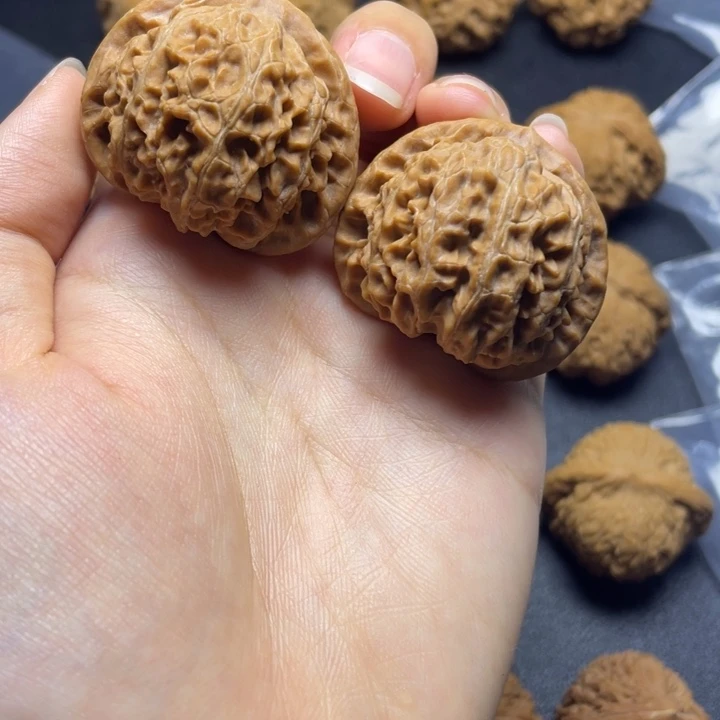 文玩核桃吊坠宫灯40尺