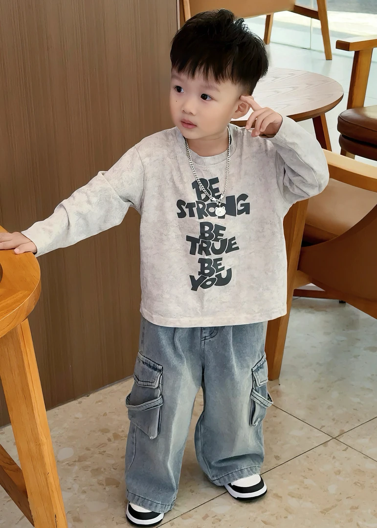 男童炸街痞帅套装2025春秋新款儿童宝宝洋气百搭长袖牛仔工装长裤