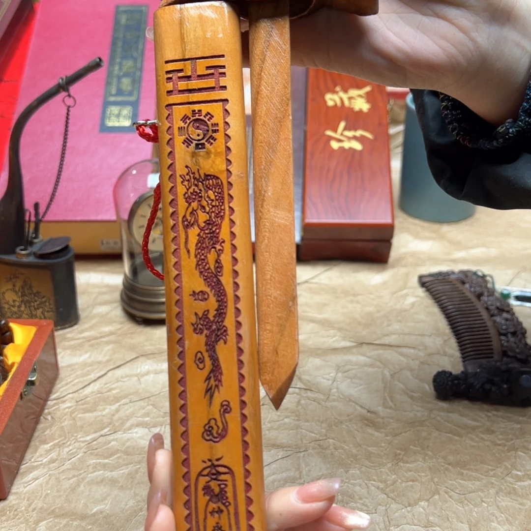大叶紫檀（黑酸枝木类）