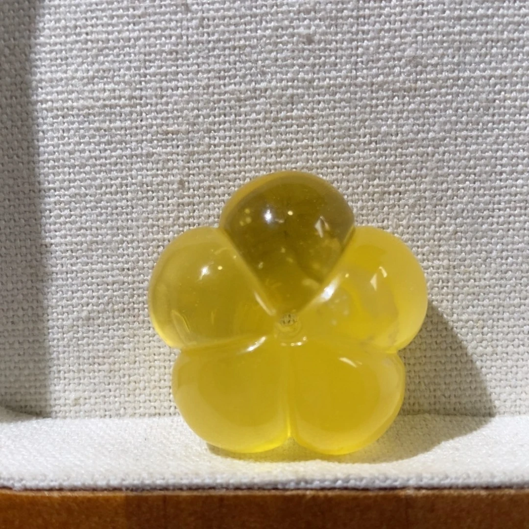 蜜蜡未镶嵌裸石花花