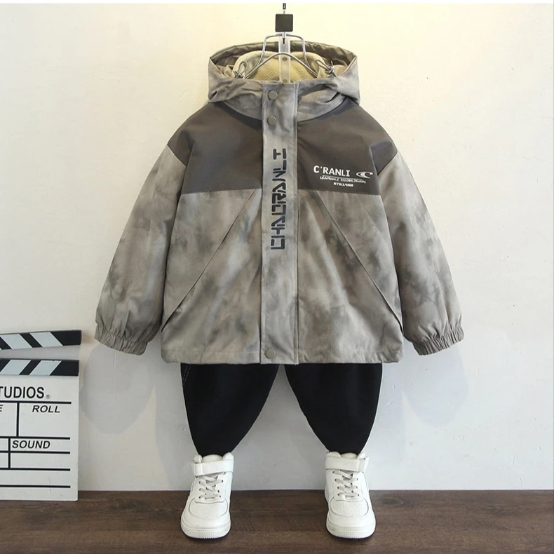 春款外套三合一男女孩可拆卸摇粒绒儿童外套