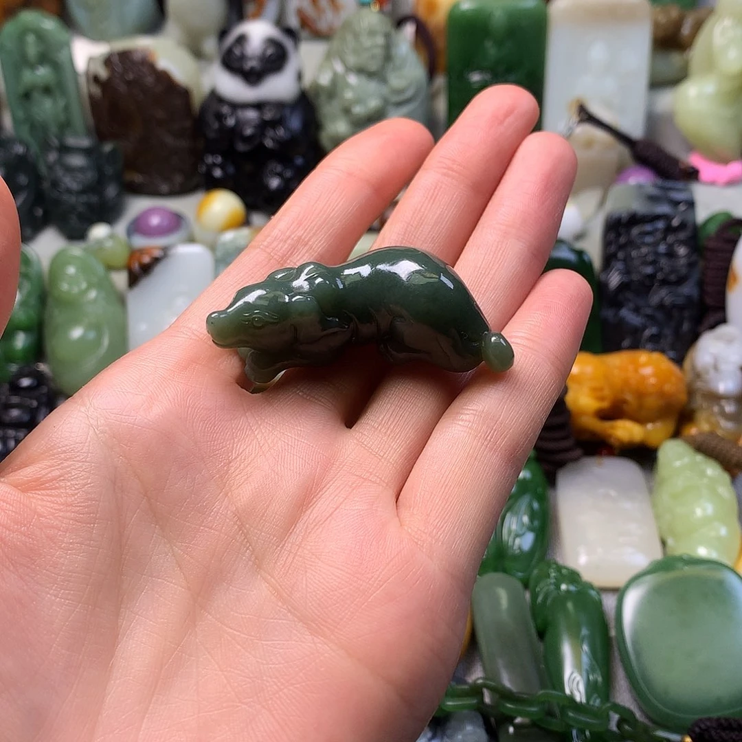 未镶嵌和田玉挂件