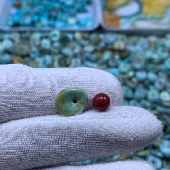 南红玛瑙未镶嵌珠宝奇石