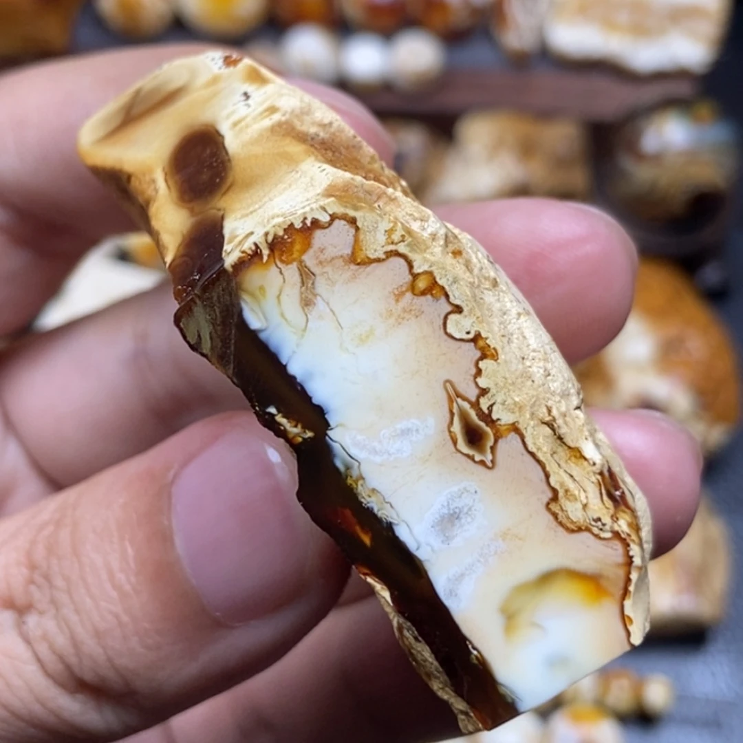 定制琥珀未镶嵌定制琥珀