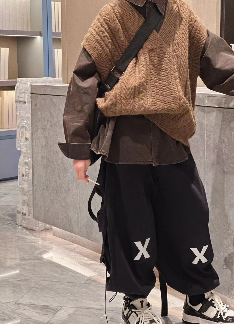 【黑武士】xx卫裤版的工装裤 休闲百搭款，模特穿140，
