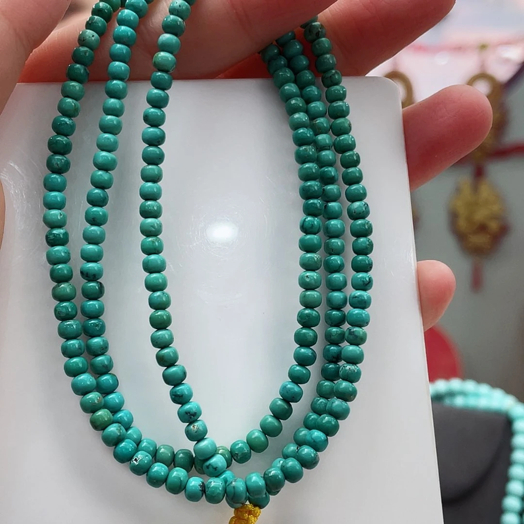 绿松石颈饰未镶嵌