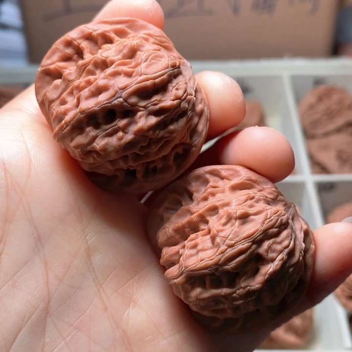 文玩核桃吊坠芜**湖磨盘