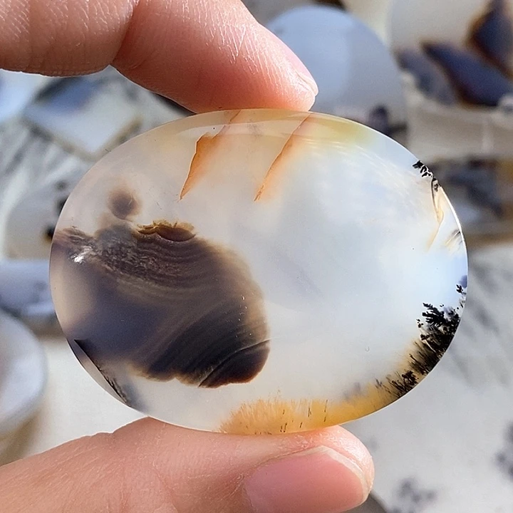 玛瑙/玉髓颈饰未镶嵌