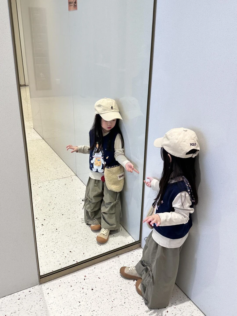 小思家2025年秋季新款女童休闲两件套上衣工装休闲裤套装