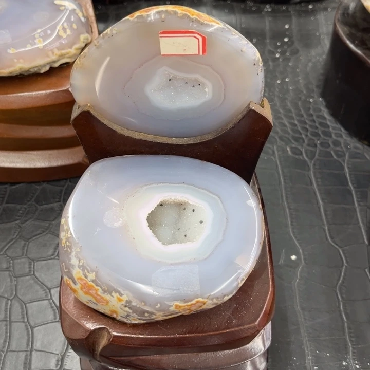 未镶嵌发饰水晶盆一套