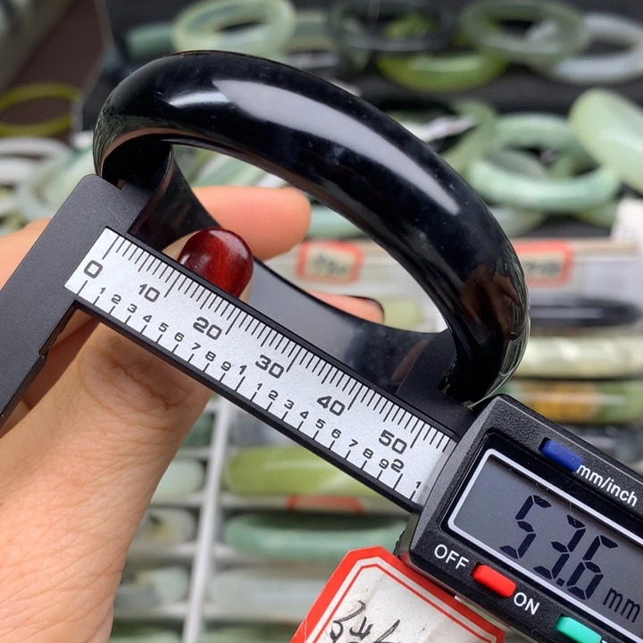 蛇纹石玉未镶嵌手镯978