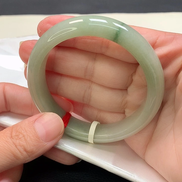 翡翠未镶嵌手镯手镯56