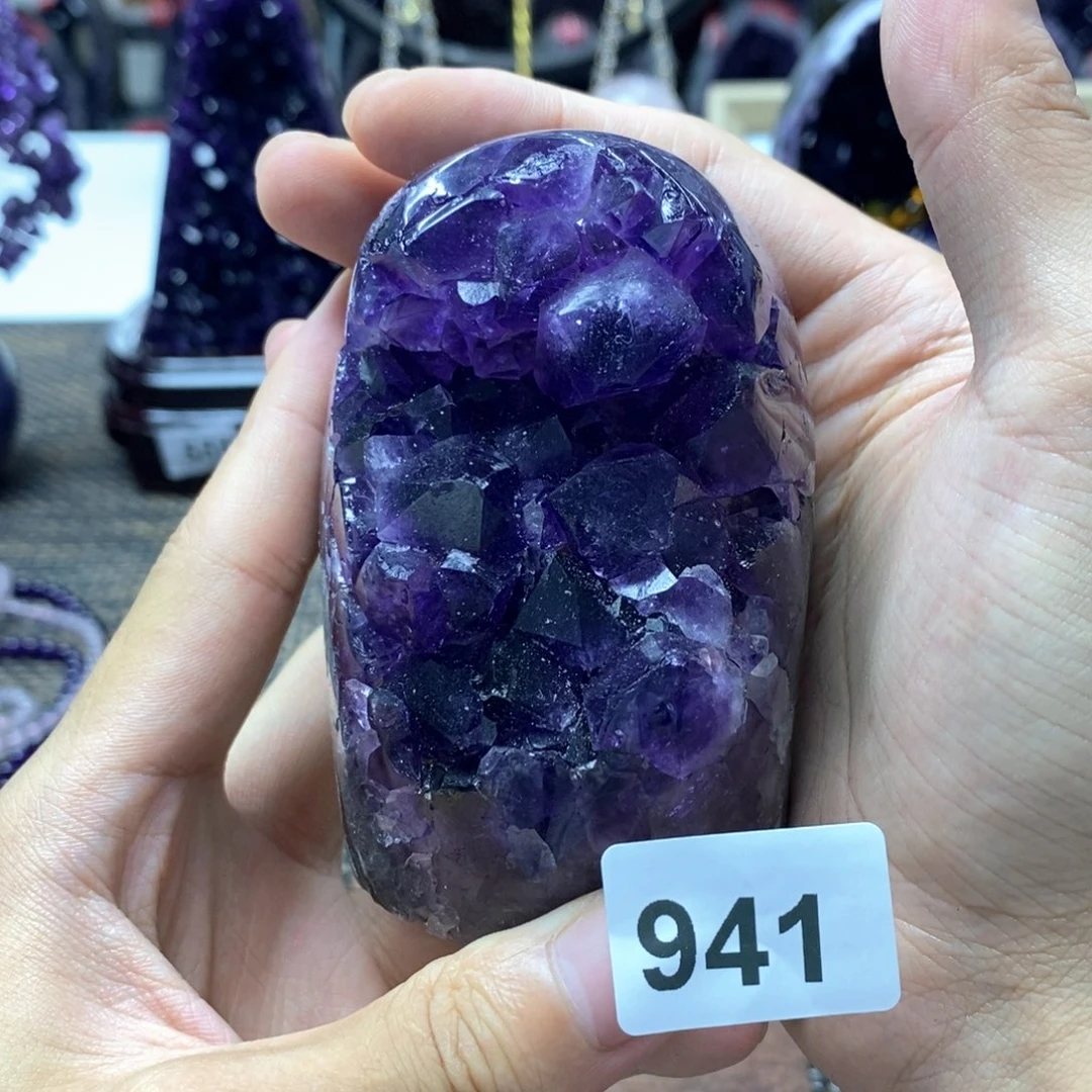 紫晶未镶嵌大型摆件（非配饰）