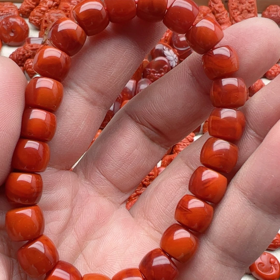 南红玛瑙配饰未镶嵌