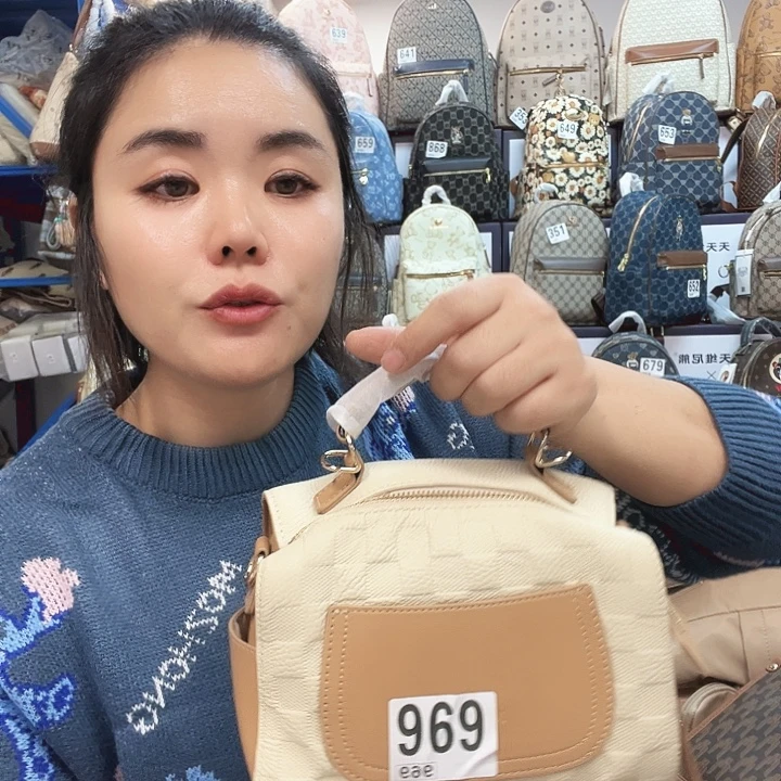 PVC包包包包包包包包吧