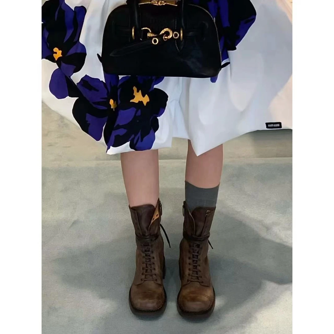 8903设计感真皮做旧中短筒机车马丁靴女