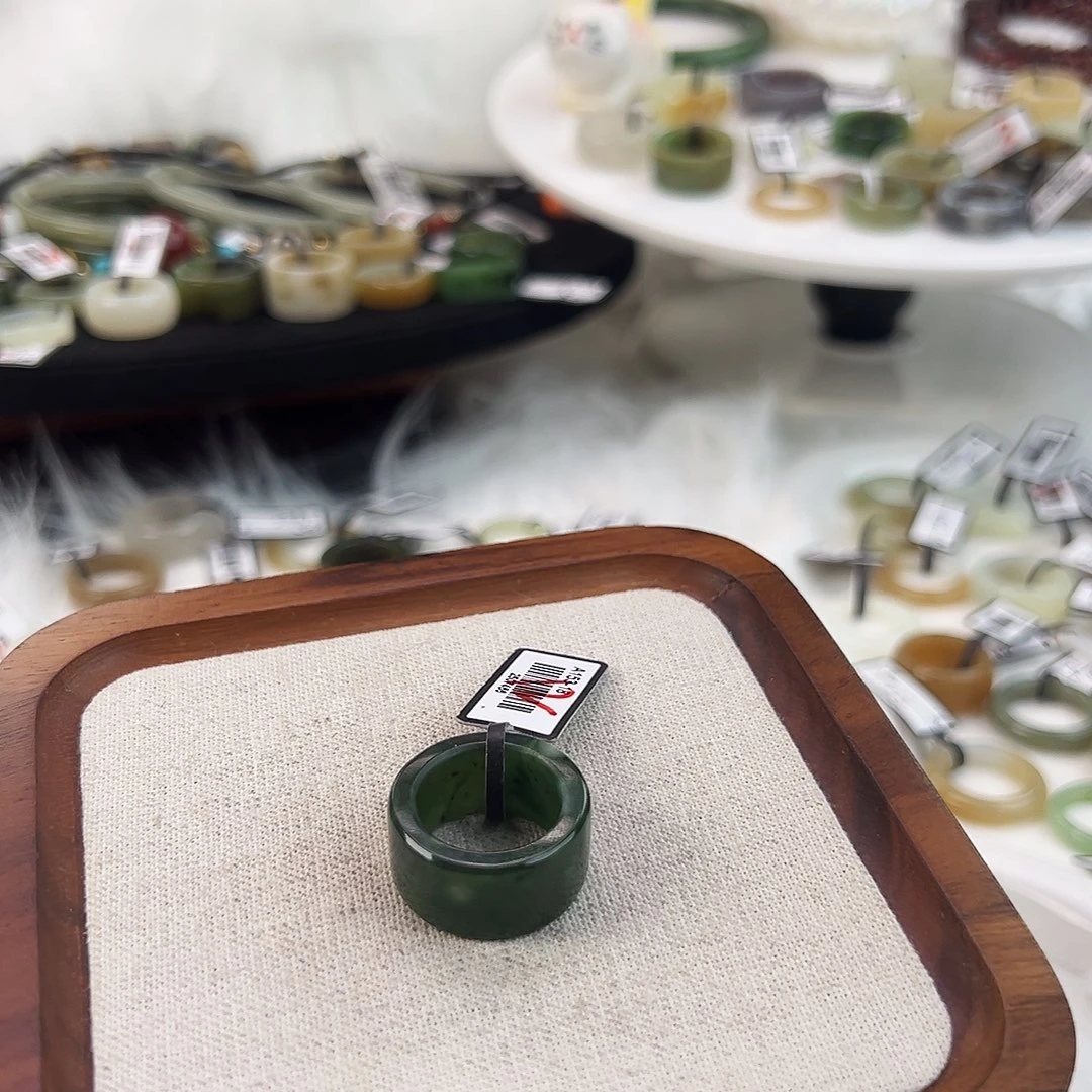 和田玉未镶嵌戒指16腰花圆切N48