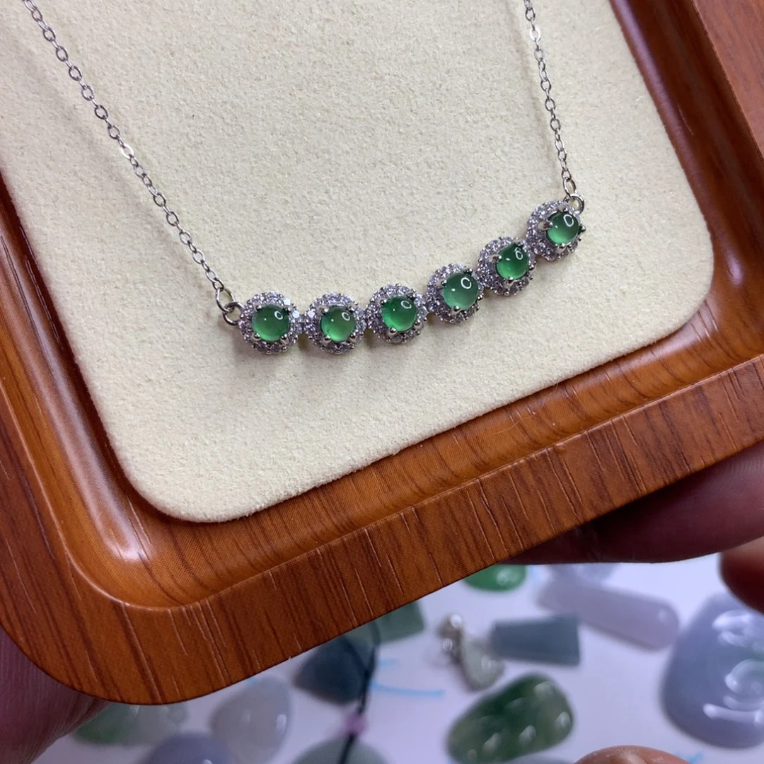 翡翠银S925镶嵌颈饰蛋面