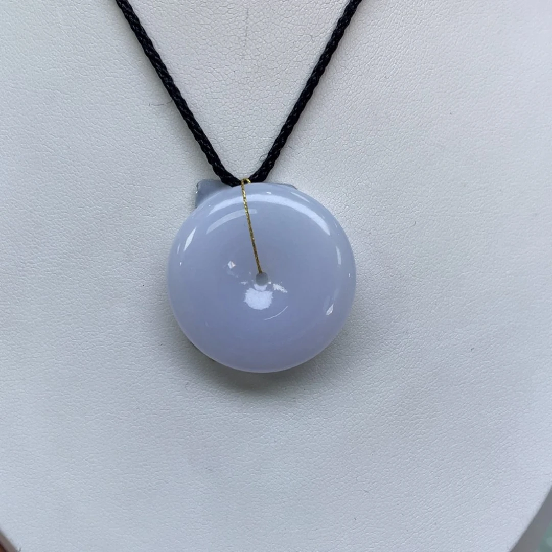 颈饰未镶嵌翡翠平安扣