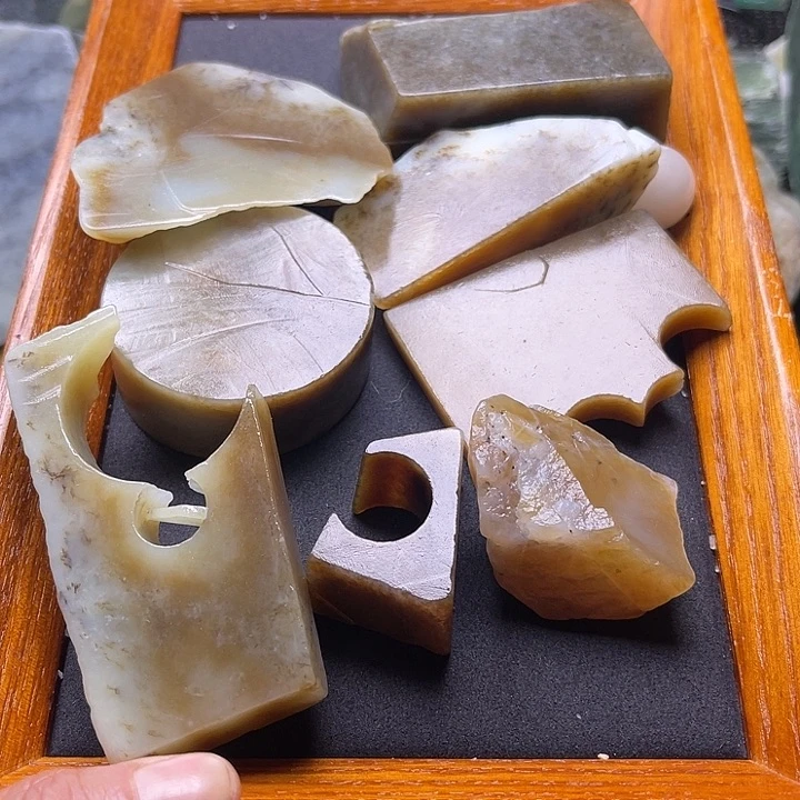 和田玉（糖玉）挂件未镶嵌户****）