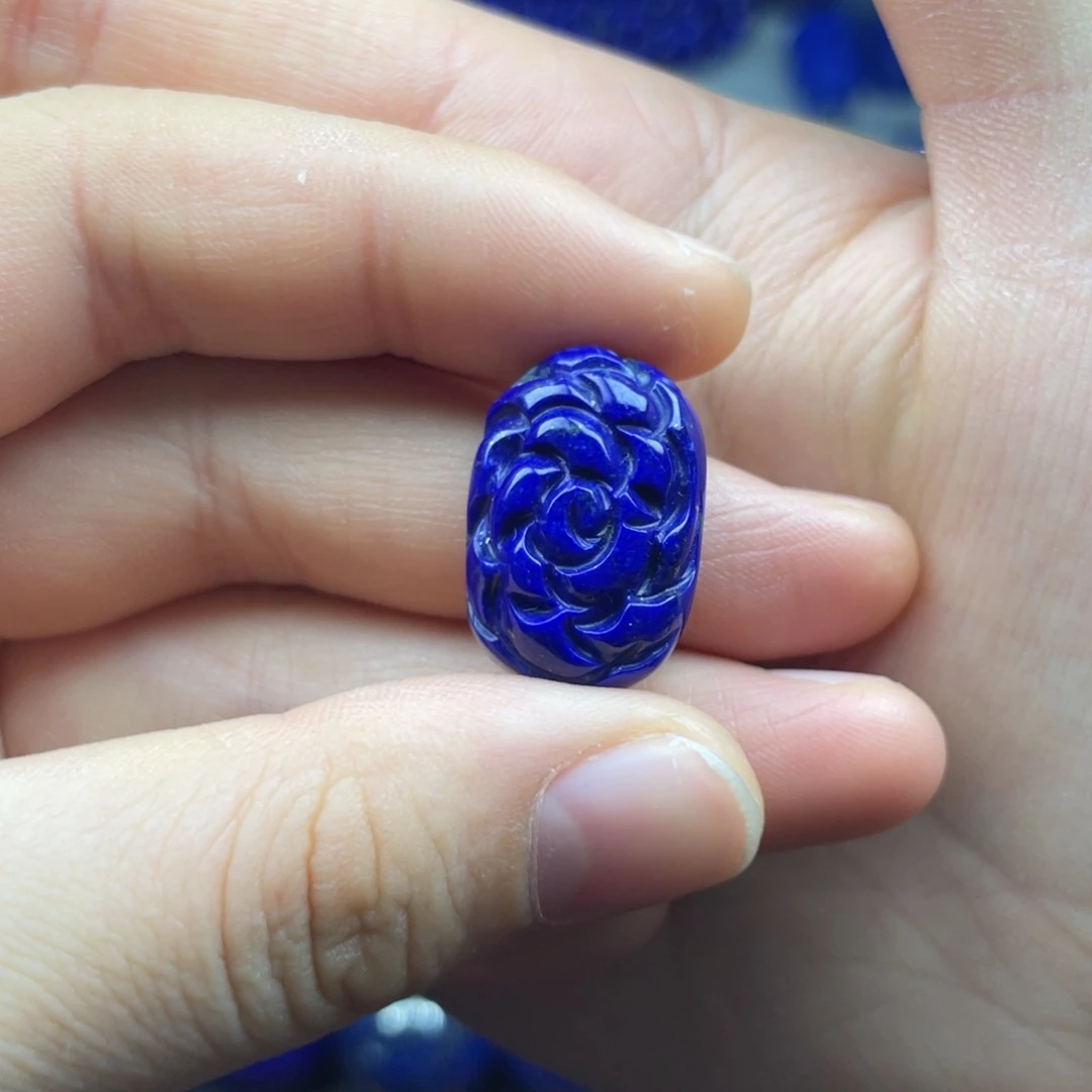 青金石未镶嵌花花
