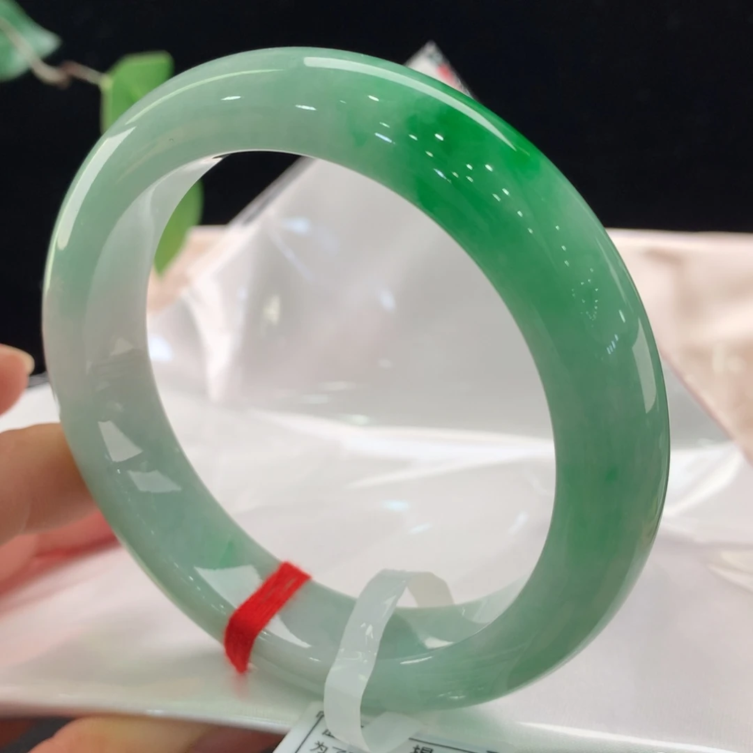 翡翠未镶嵌手镯0002