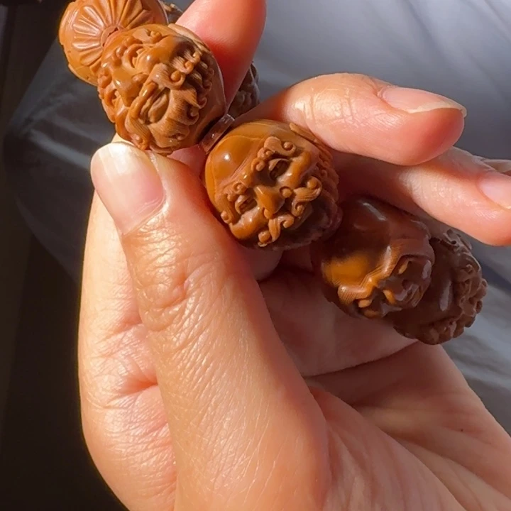 橄榄核手串/手链碎**.橄榄核雕