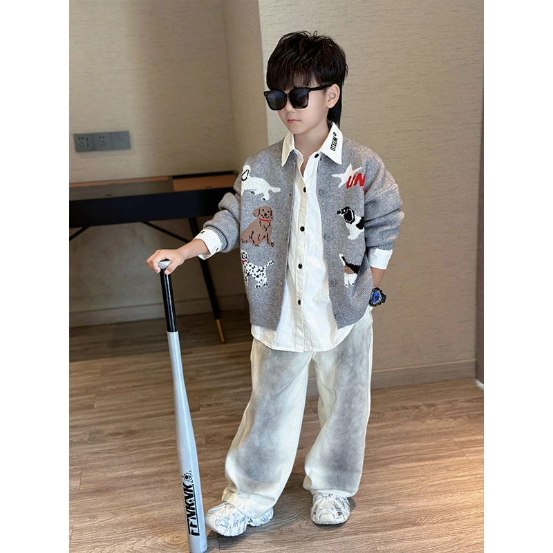 中大童百搭时尚卡通小狗提花圆领针织开衫儿童秋冬长袖毛衣男童