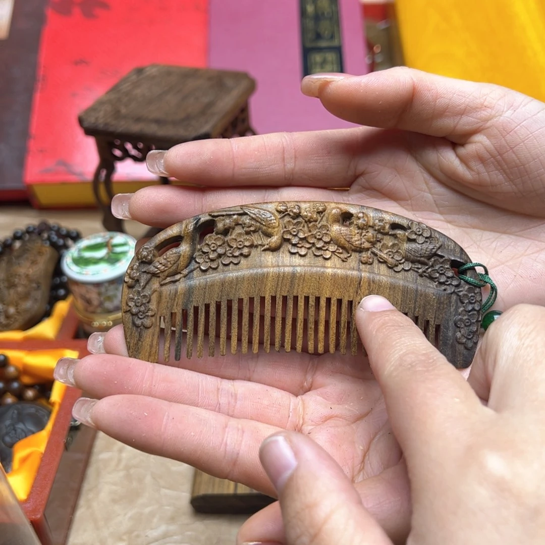 大叶紫檀（黑酸枝木类）