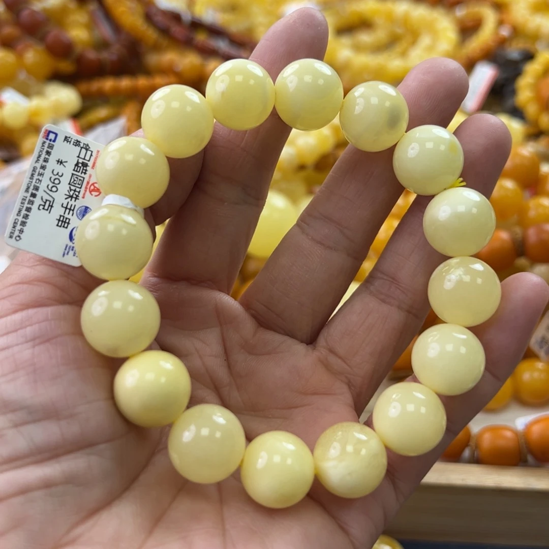 未镶嵌琥珀珠宝奇石