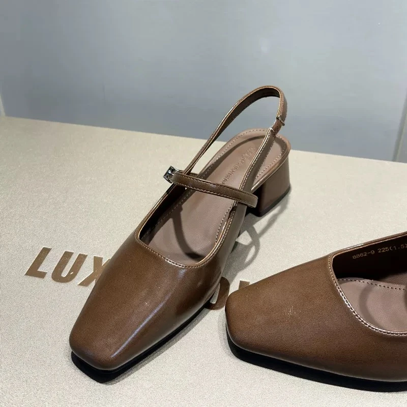 法式百搭粗跟单鞋尖头包头凉鞋女新款春夏细跟低跟高跟鞋8862-9