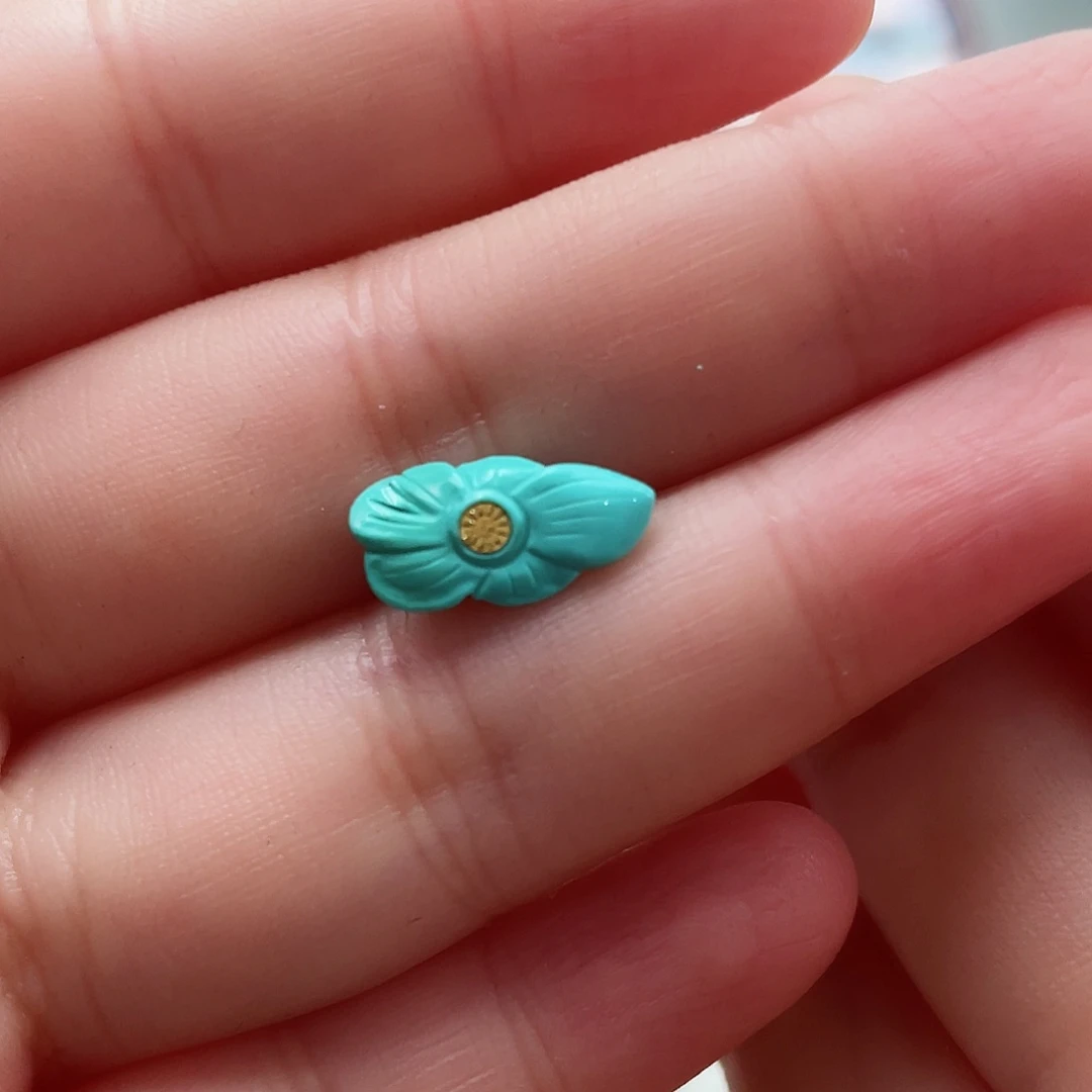 绿松石颈饰未镶嵌