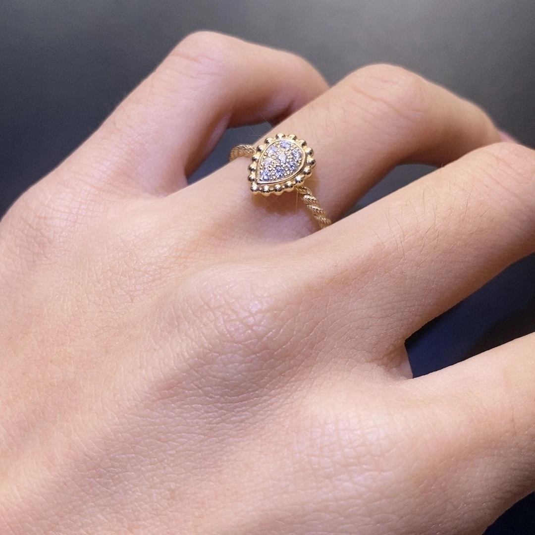 钻石戒指/指环18K金镶嵌小水滴k黄