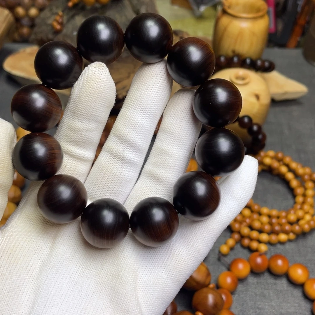 用***5柏木（崖柏）2.0雷击