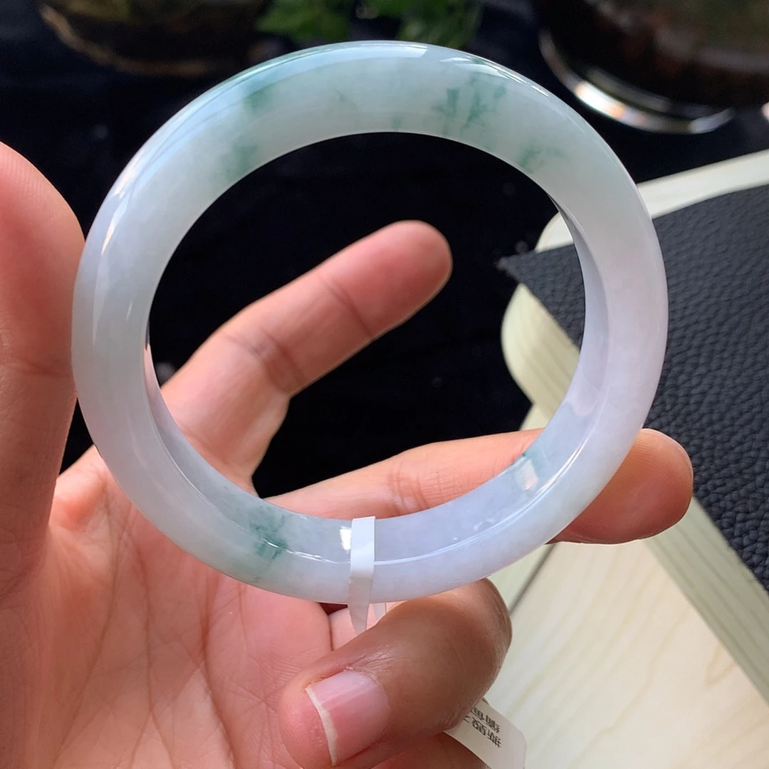 翡翠未镶嵌手镯3号