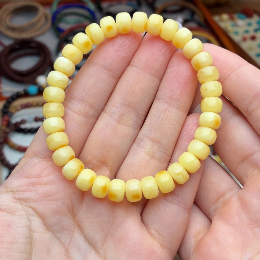 ****）琥珀未镶嵌手串8mm