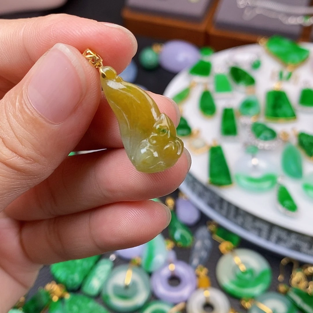 翡翠18K金镶嵌吊坠(不含链)