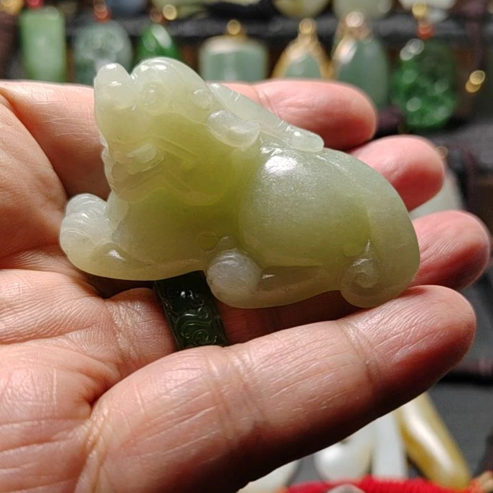 和田玉把件未镶嵌67克