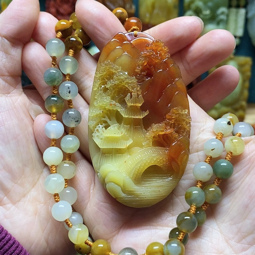 岫玉未镶嵌吊坠(赠链)