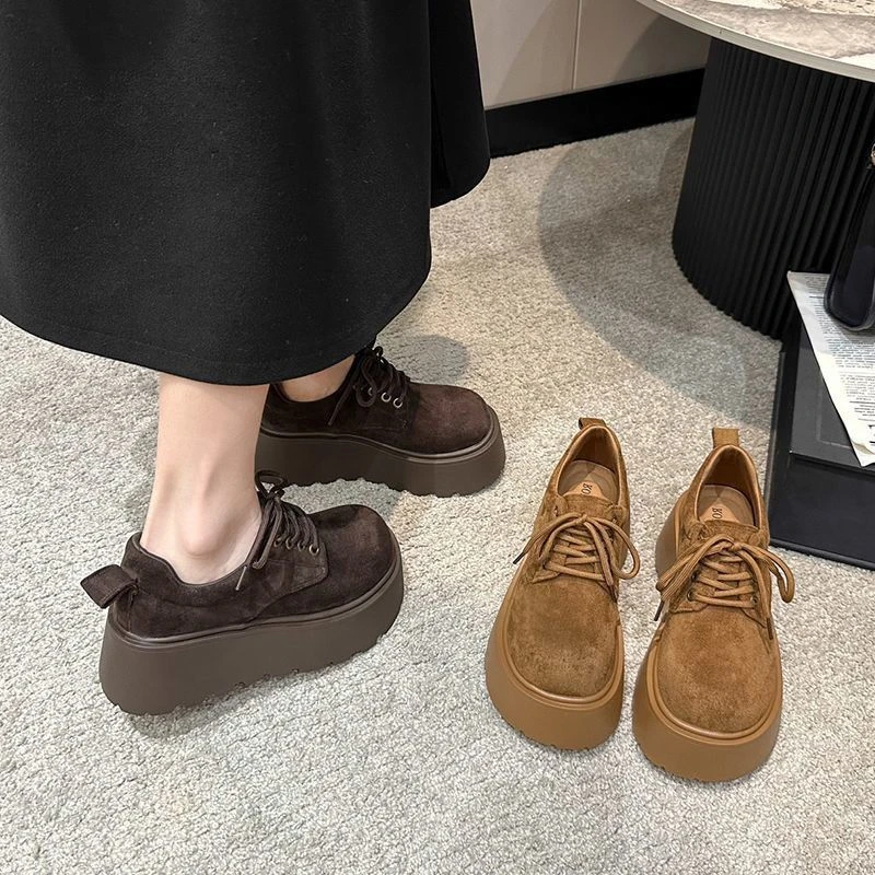 2025年的新款鞋子 8908