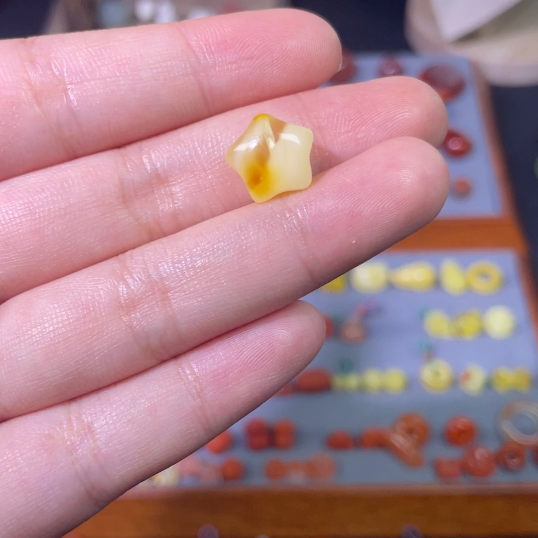 未镶嵌蜜蜡裸石小星星通孔