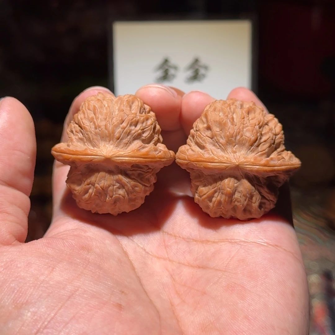 核桃把件1248血麒麟，尺寸40 39 37