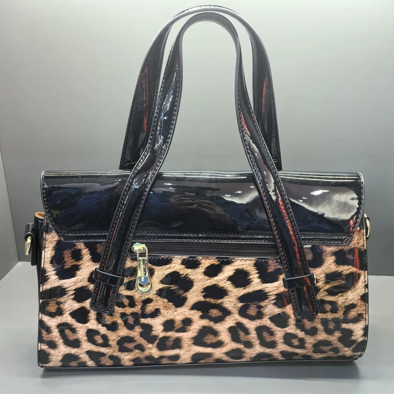 手提单肩包轻奢时尚女款休闲