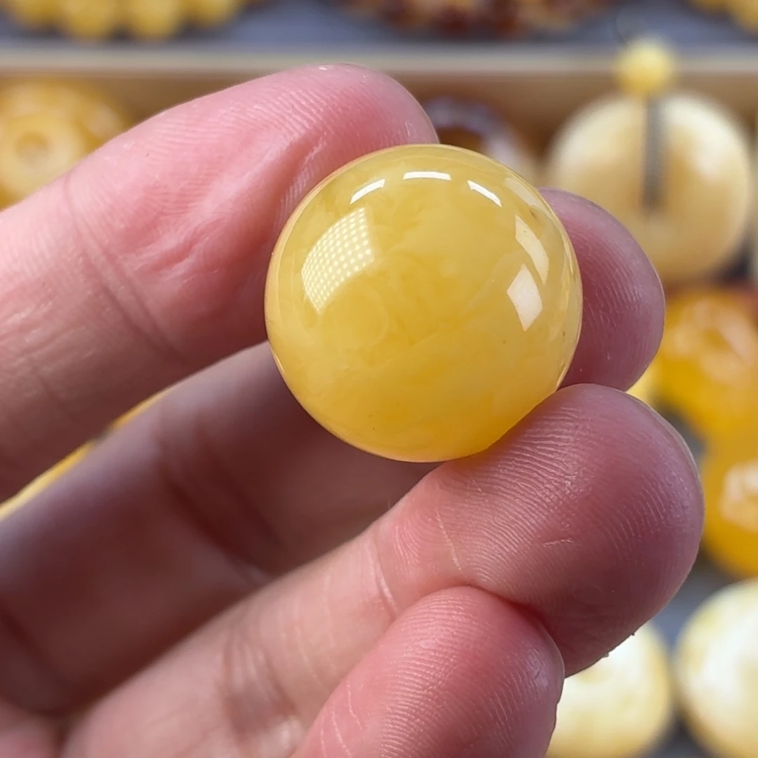 琥珀未镶嵌裸石19.6mm