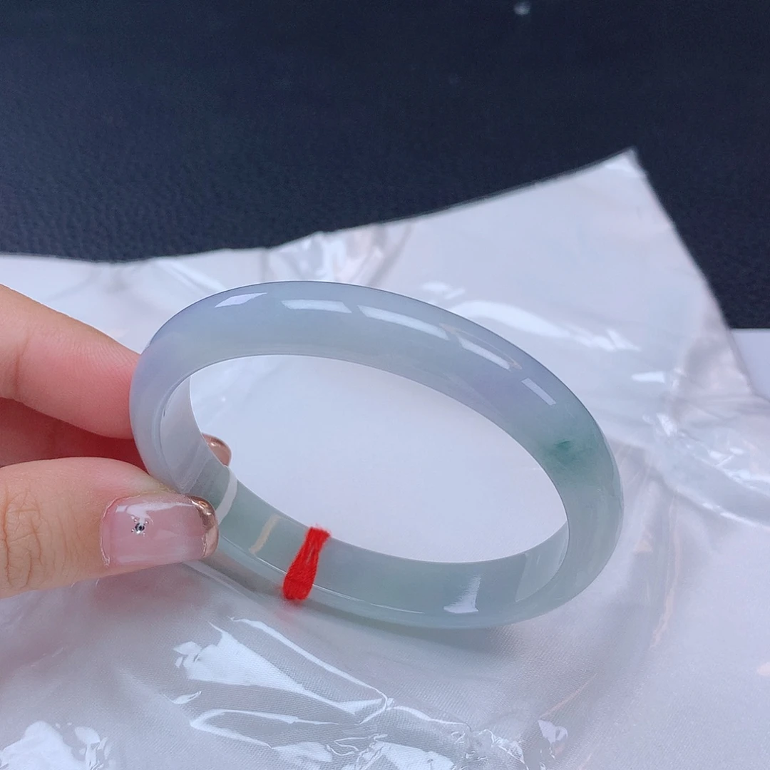 翡翠手镯未镶嵌翡翠贵妃0654