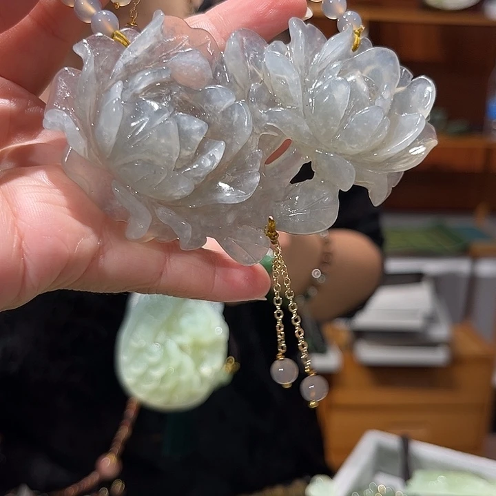 未镶嵌岫玉毛衣链