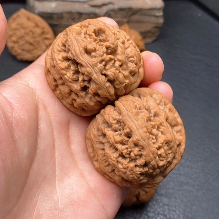 文玩核桃吊坠踹****腿踹42粗筋