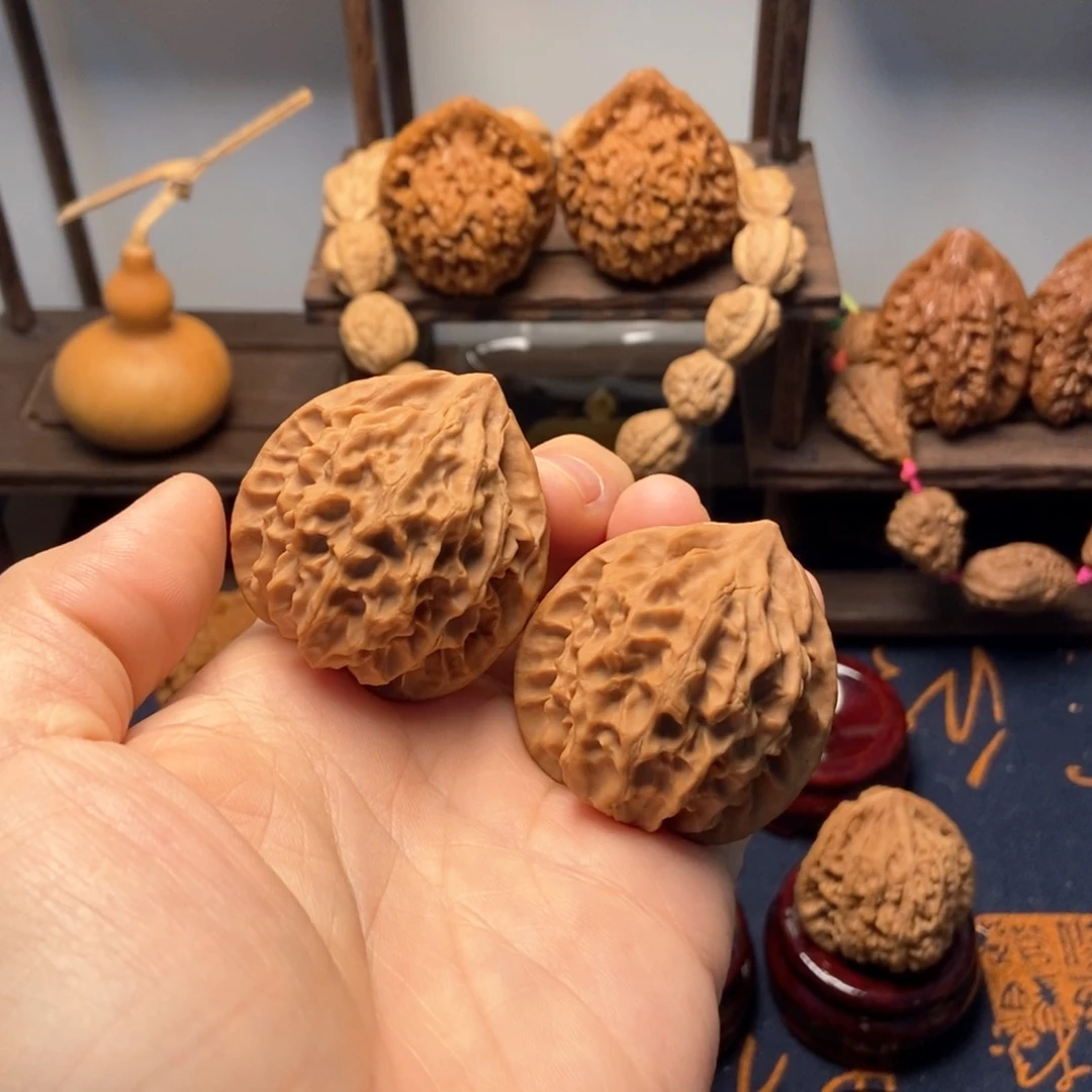 文玩核桃把件全品龙鳞狮子头尺寸40