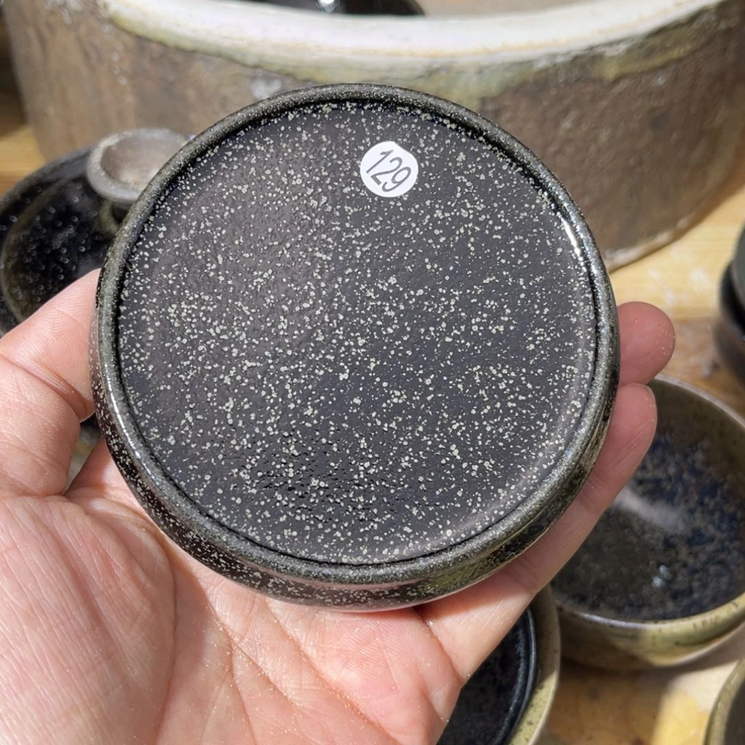 茶盏义兴龙窑坚持真柴烧